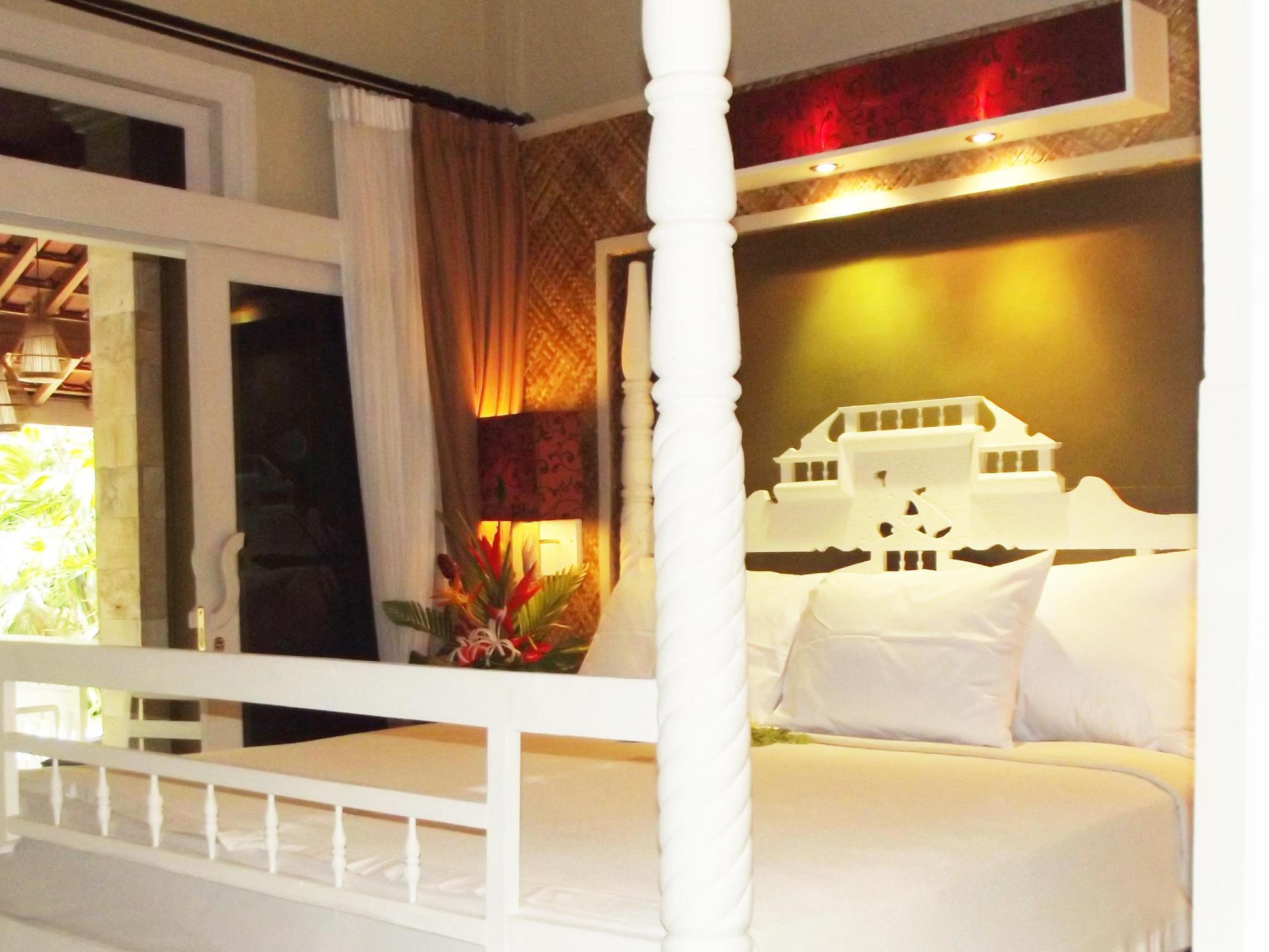 Desa Nyima Hotel Seminyak  Exterior photo
