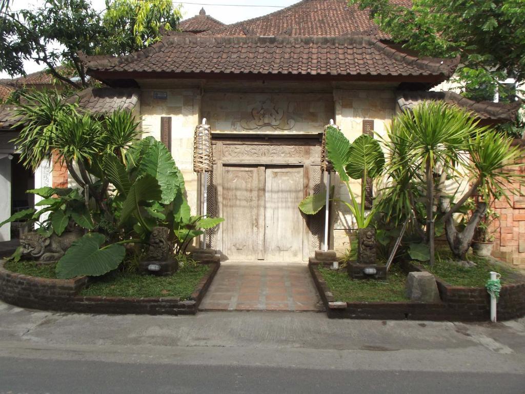 Desa Nyima Hotel Seminyak  Exterior photo